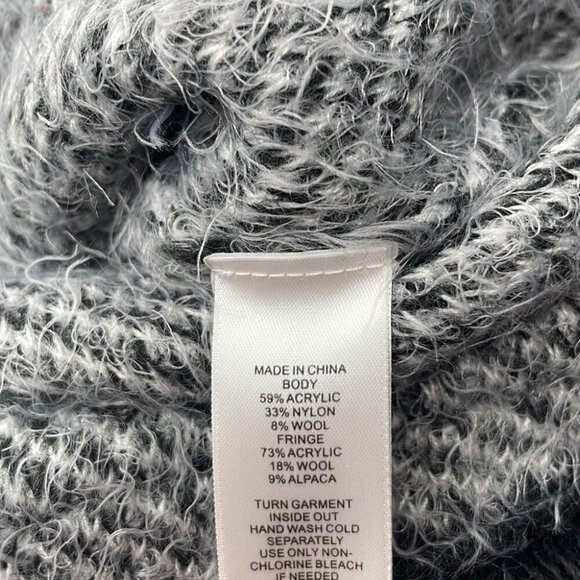 1. STATE Eyelash Plaid Fringe Sweater warm cozy soft winter vibes sz xl - Picture 5 of 11